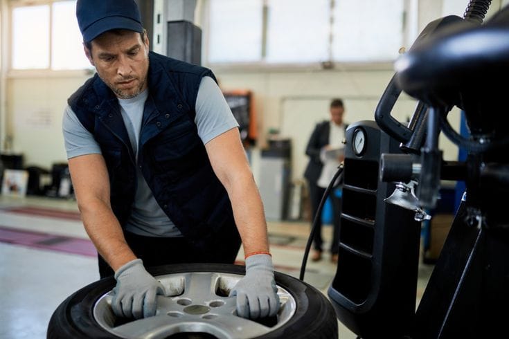 Mobile tyre fitting service at home in Croydon by Tyre Vortex technician