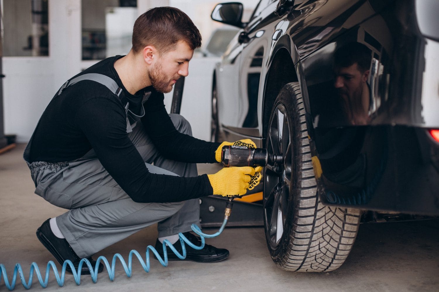 247 mobile tyre fitting and emergency tyre services,